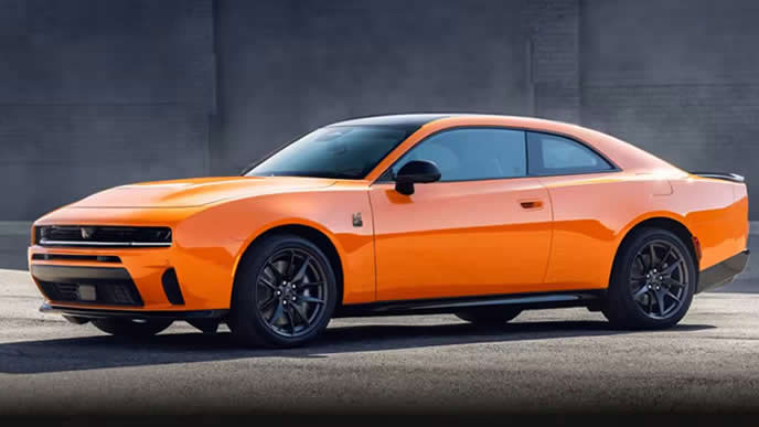 横から見たダッジチャージャーデイトナScat Pack