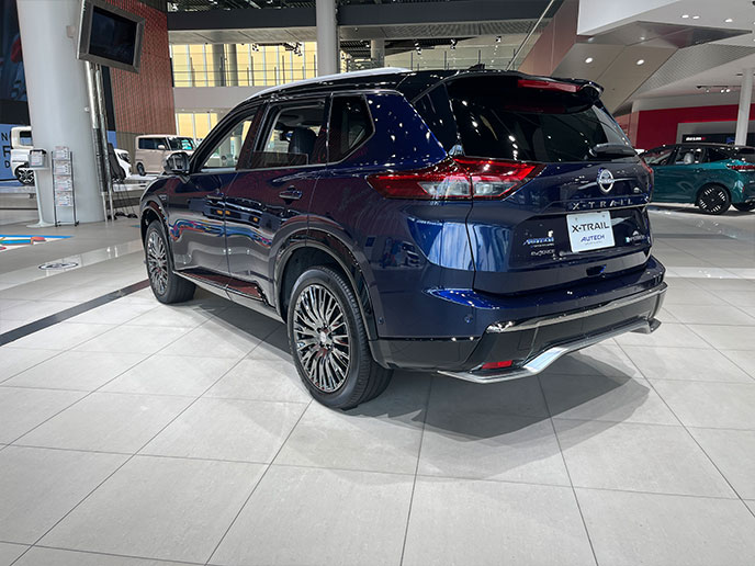 4代目エクストレイルのリヤ