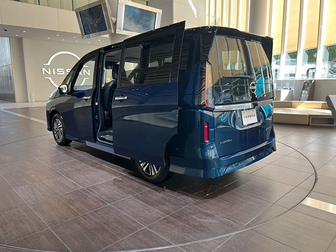 セレナ e-POWER ルキシオン