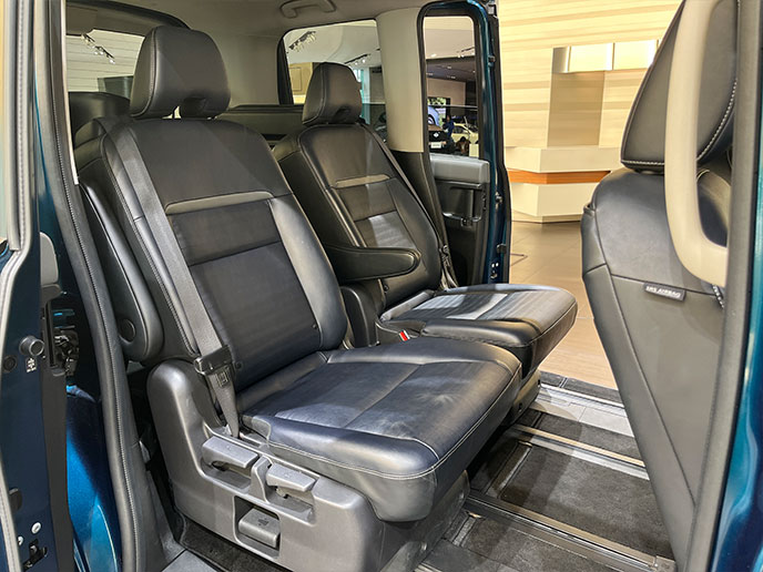 セレナ e-POWER ルキシオンの2列目シート