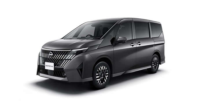 ダークメタルグレーのセレナ