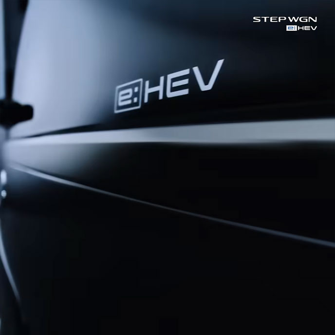 ステップワゴンBLACK EDITIONのe:HEVエンブレム