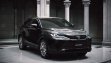 ハリアーのモデルチェンジ情報：2026年8月3日の一部改良でガソリン車とPHEVを廃止しHEVへ一本化