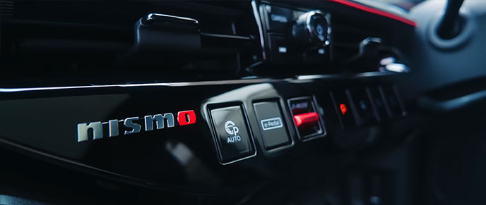 リーフNISMOのスイッチ類